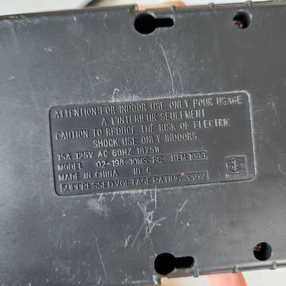 Cyberpower model 02-198-10MS- FC item 1080 125 volt surge protector - Picture 4 of 5